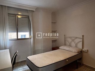 Piso en venta en La Barriguilla en Málaga