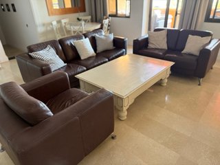 Conjunto Sofás Piel Italiana + Mesa