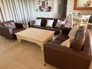 Conjunto Sofás Piel Italiana + Mesa