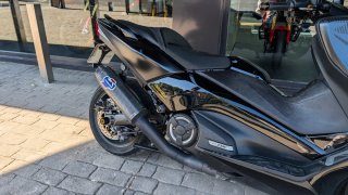 Yamaha T MAX 530 DX MODELO ALTA GAMA.