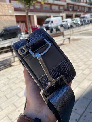 Bolso Lacoste Azul y Gris