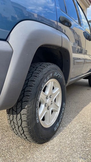 Jeep Cherokee 2003