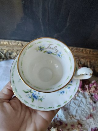 Tazza da caffè Royal Albert July