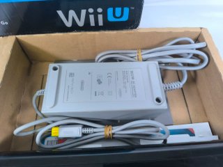 Nintendo Wii U Premium Pack 32GB Negra