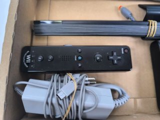 Nintendo Wii U Premium Pack 32GB Negra