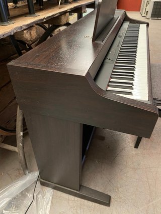 Piano Yamaha Clavinova