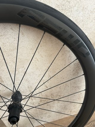 Ruedas FFWD Ryot 44 Carbono