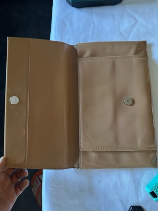 Bolso sobre Bimba y Lola beige