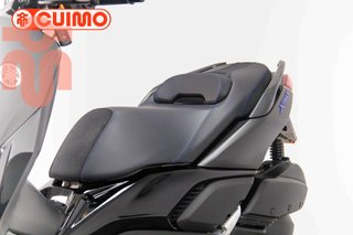YAMAHA XMAX 300