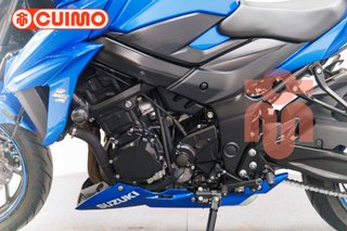 SUZUKI GSX S 750