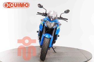 SUZUKI GSX S 750