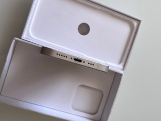 iPhone 12 97% batería