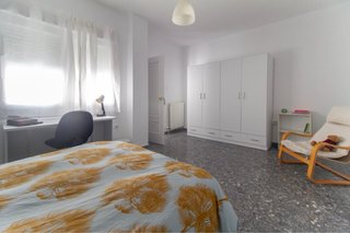 Habitacion en piso compartido
