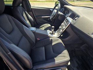 Volvo V60 2015