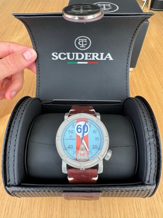 Reloj CT Scuderia Swiss Made Gulf Racing Quartz