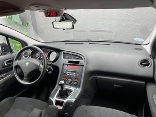 Peugeot 5008 2010 *7 PLAZAS* *ETIQUETA C🟢*