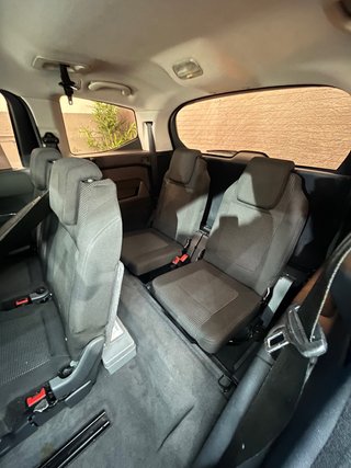 Peugeot 5008 2010 *7 PLAZAS* *ETIQUETA C🟢*