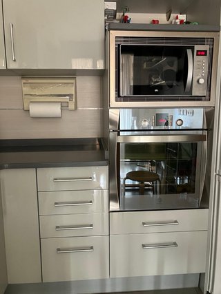 Muebles Cocina, Encimera Silestone y Electrodomést