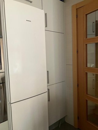 Muebles Cocina, Encimera Silestone y Electrodomést