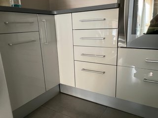 Muebles Cocina, Encimera Silestone y Electrodomést