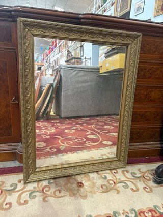 ESPEJO DORADO DE MADERA