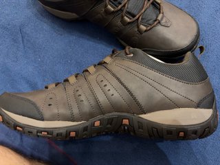 Zapatos Columbia Marrones y Grises