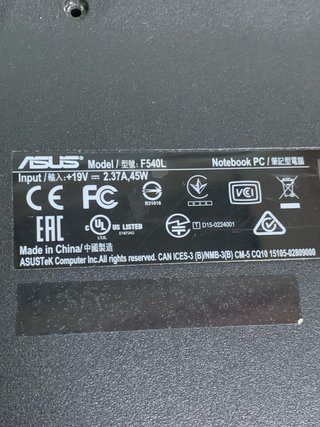 Portátil ASUS Plata y Negro
