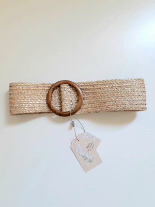 Cinturón ancho beige dorado