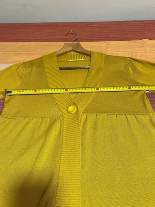 Chaqueta de punto amarilla