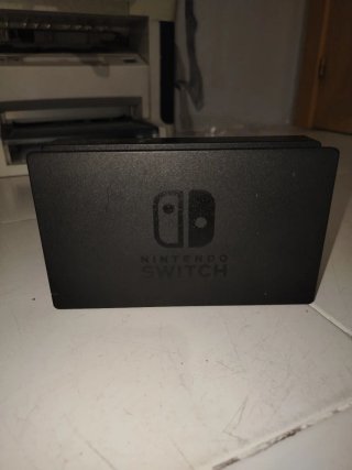 Nintendo Switch Azul y Amarilla + Accesorios