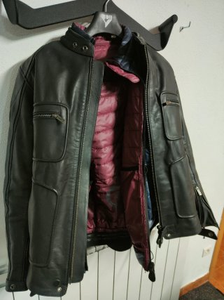 Chaqueta de piel By City Le Mans II Negra