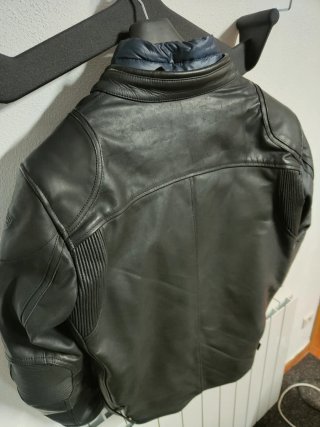 Chaqueta de piel By City Le Mans II Negra