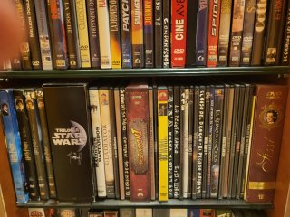 Mueble expositor DVDs + Películas Star Wars