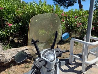 Honda SH 125i Blanca Scooter