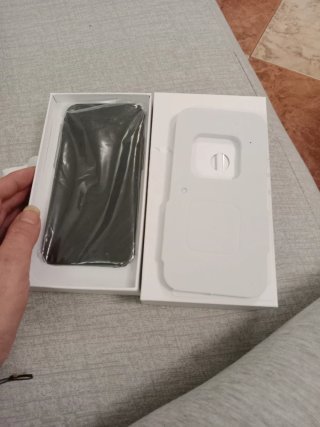 iPhone 13 mini Negro lo vendo por juntarme con dos