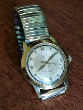 Reloj Rival Special Dorado y Plateado
