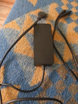 Cargador Patinete Eléctrico