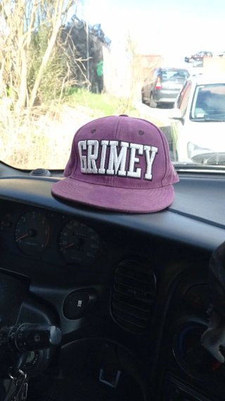 Gorra GRIMEY Morada Talla 7 1/8