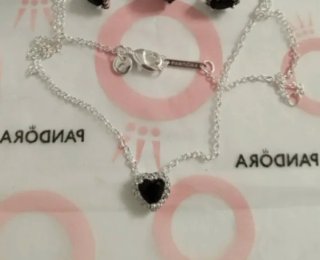 Conjunto Pandora Corazón Negro Plata