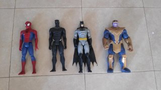 Muñecos Superhéroes Marvel y DC