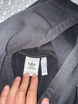 Sudadera Adidas Negra con Rayas Blancas