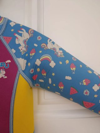 Traje Neopreno Infantil Unicornios y Arcoíris