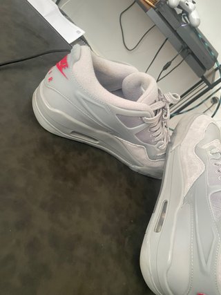 Zapatillas Air Jordan 4 RM GRIS