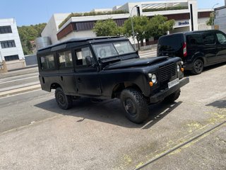 Land Rover Defender 1982