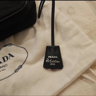 Borsa Prada Nera con Pochette e Catena