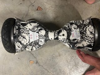 Patinete Eléctrico 2 Ruedas Diseño Calaveras