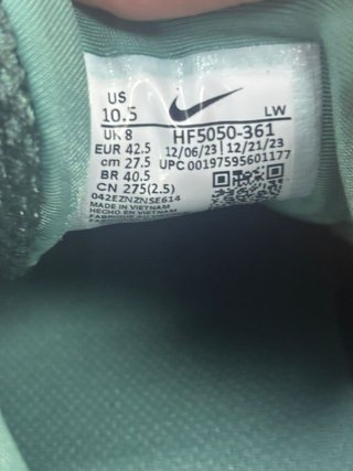 Nike V2K Run Emerald Donna