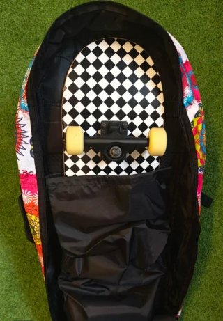 Mochila Skate, ropa,casco...