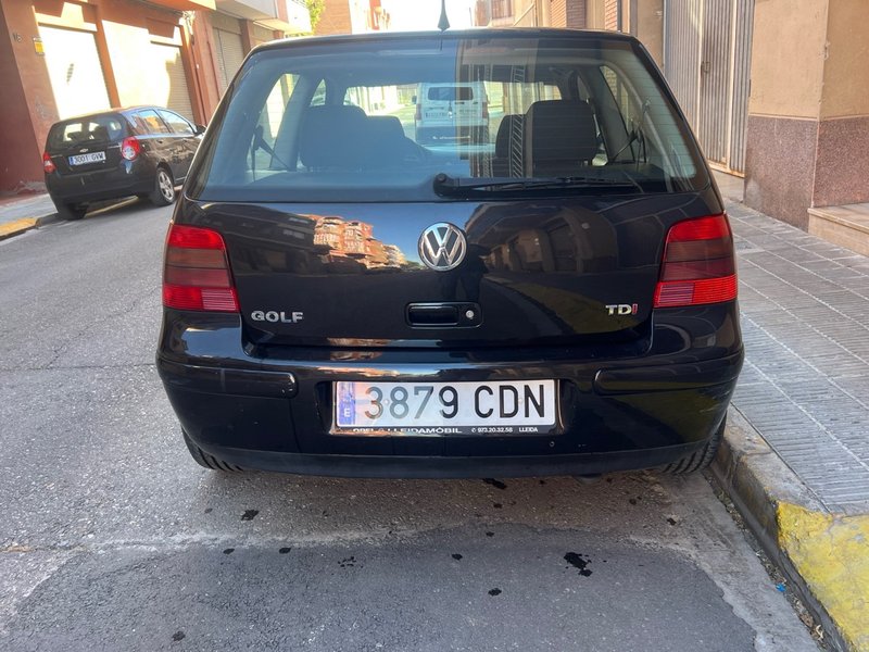 Volkswagen Golf TDI - foto 1