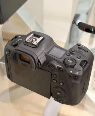 Canon EOS R5 [CUERPO]